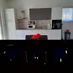 בית נופש In Kampor Mit Privatparkplatz By Interhome