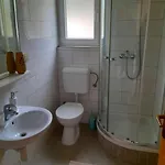 In Kampor Mit Privatparkplatz By Interhome * ראב