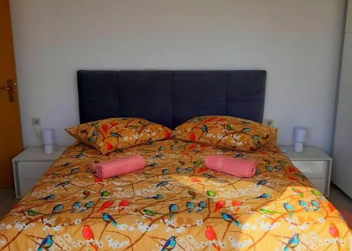 In Kampor Mit Privatparkplatz By Interhome * Rab Town