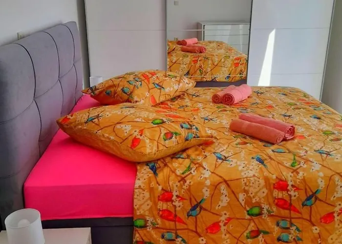 In Kampor Mit Privatparkplatz By Interhome * Rab Town