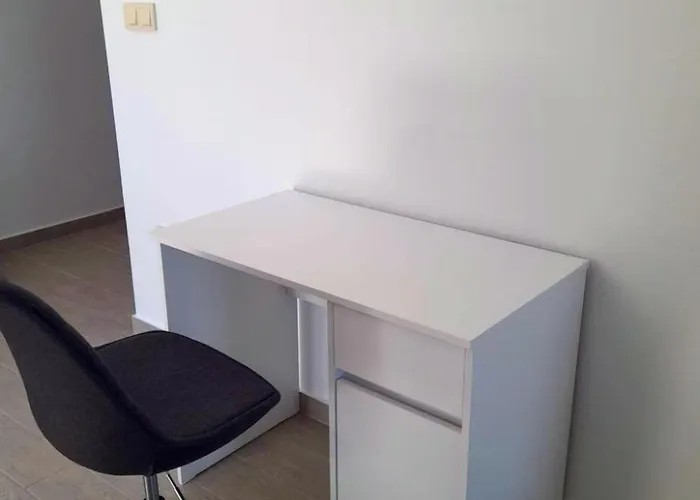 In Kampor Mit Privatparkplatz By Interhome Сasa de vacaciones